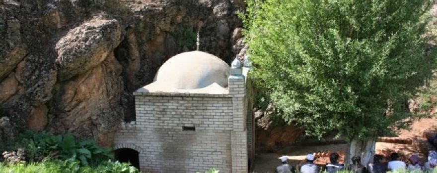Akbora Mausoleum