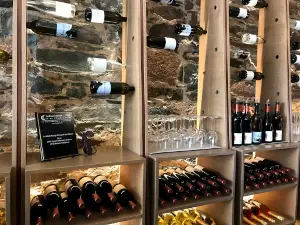 Le Mulet Rouge Wine Tasting