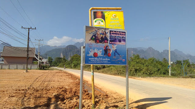 Vang vieng bowling club ໂບລິ່ງວັງວຽງ