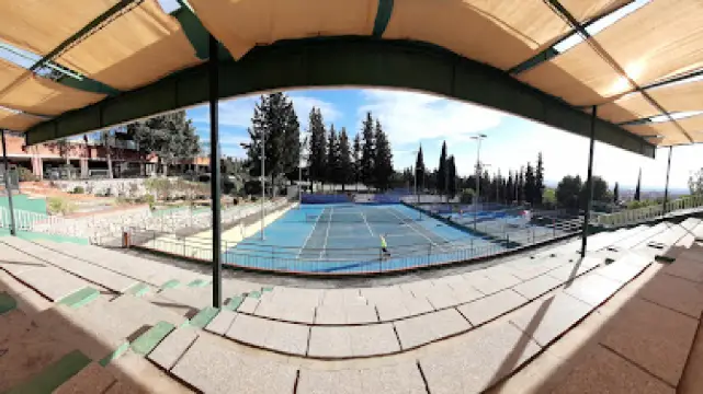 ♔ Royal Society of Tennis of Granada - Tenis em Granada