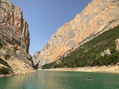 Natural way from Montfalcó to Mont-rebei Gorge