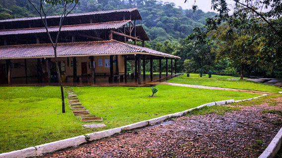 Monument State Natural Cave Rei do Mato