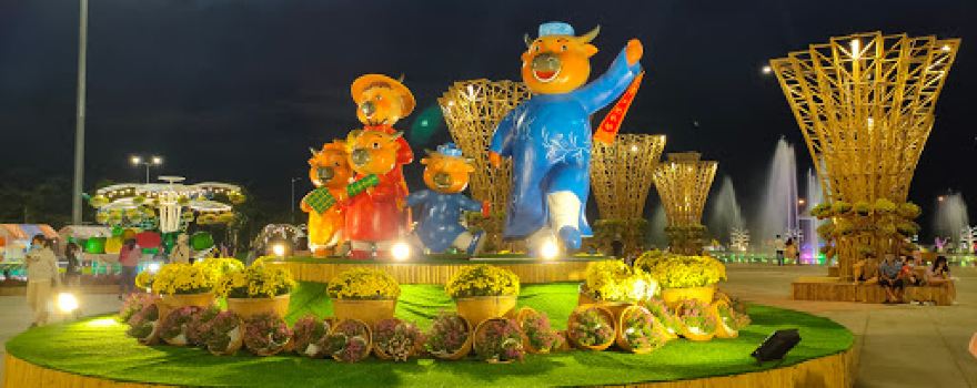 Quảng trường Trung tâm tỉnh Tiền Giang