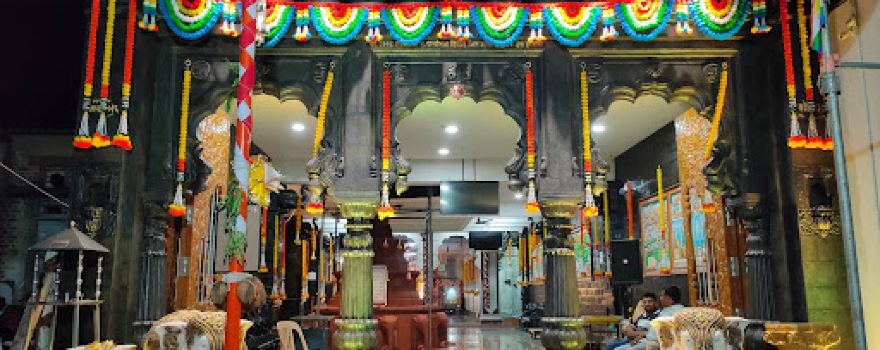 Shri 1008 Sahastraphani Bhagwan Parshwanath Digambar Jain Temple