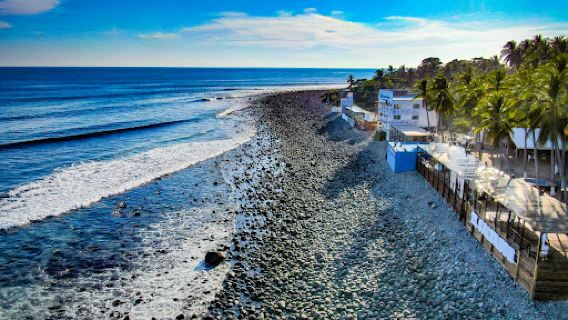 Playa ''Punta Roca'' La Libertad