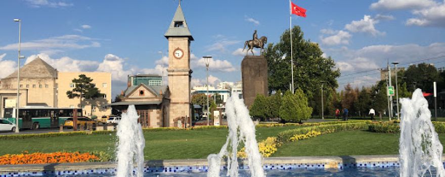 Cumhuriyet Meydanı