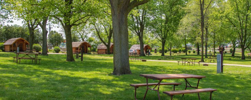 Chicago Northwest KOA Holiday