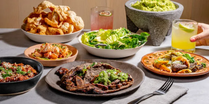 Valencia's at the Viv