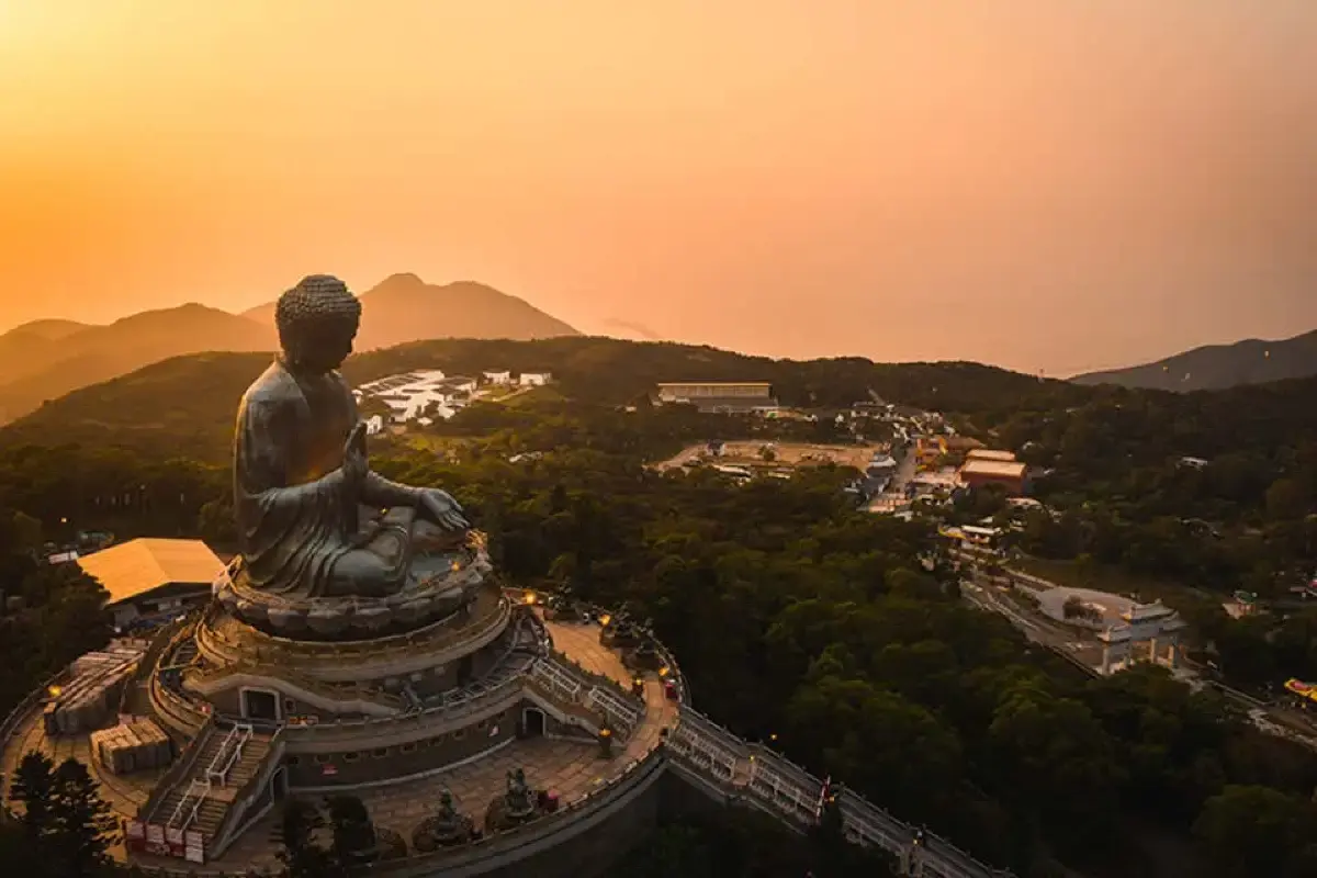 Essential Travel Tips for Canadians Visiting Hong Kong