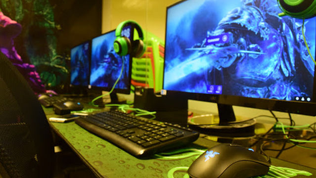 INTERNET "AQUI ME QUEDO 6" AMQ6 WASD