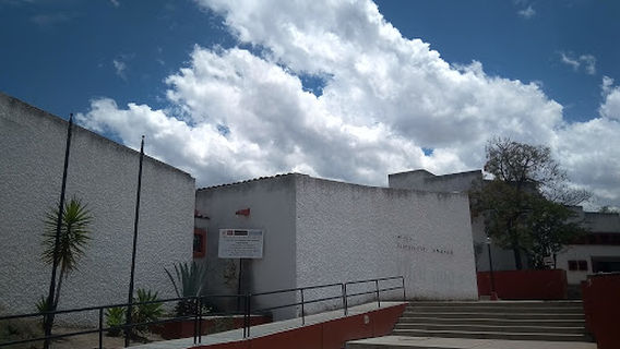 Hipolito Unanue Museum