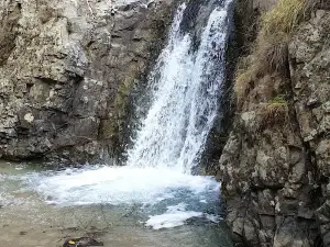 Akapoul waterfall
