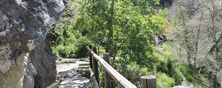 Sendero Nuevo Acceso A Los Cahorros Por Cauce Rio Monachil