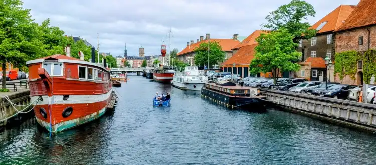 Hotels near GrAbrodretorv