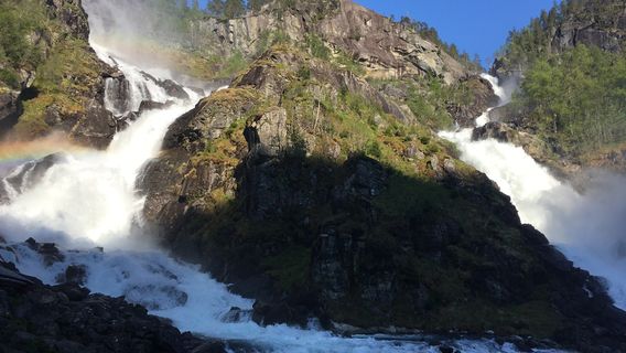 Låtefossen Waterfall