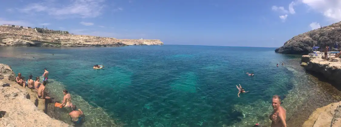 Hotel in zona Cala Creta