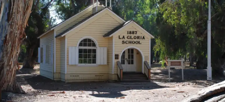 Hotels near King City High School