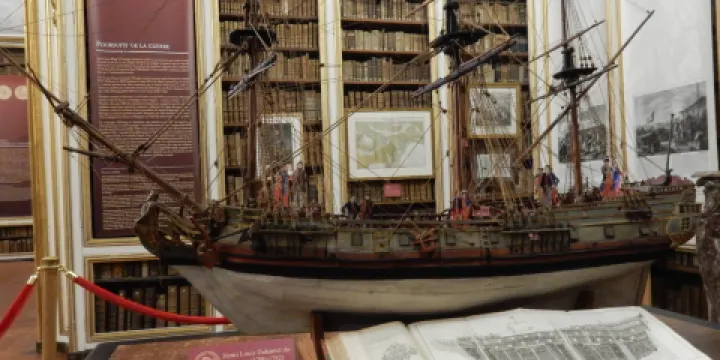 凡爾賽公共圖書館