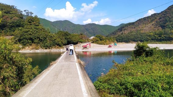 Misato Submersible Bridge (Chinka Bridge)