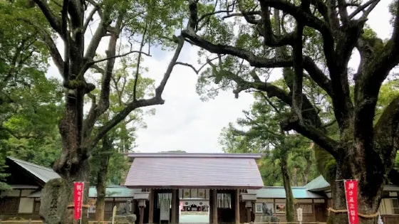 伊曽乃神社