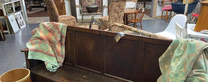 Tontitown Flea Market & Antique Mall