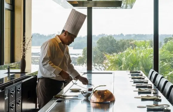 Teppanyaki / Hyatt Regency Seragaki Island Okinawa