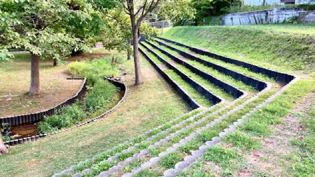 三樽別河畔緑地