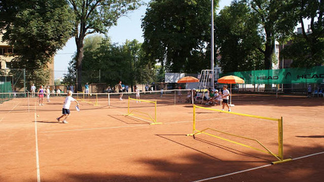 Underspin - Trener Tenisa - Nauka Tenisa - Lekcje tenisa w Częstochowie