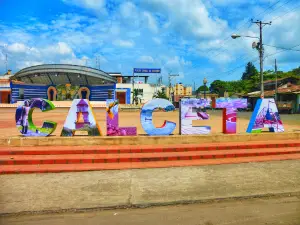 Plaza Civica de Calceta