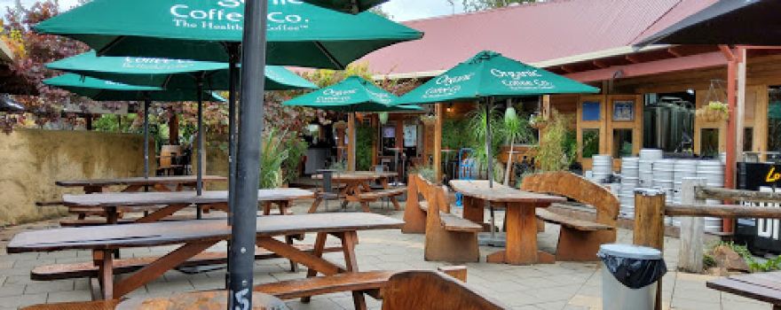 Oaklands Barn & Garden Centre
