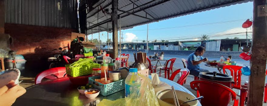 Luong Phu Crossroads