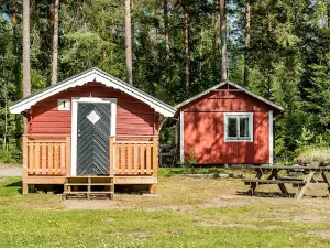 Bredsands camping/stugby & bad (Enköpings kommun)