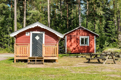 Bredsands camping/stugby & bad (Enköpings kommun)