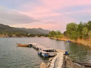 Ba Ria Green Stone Lake