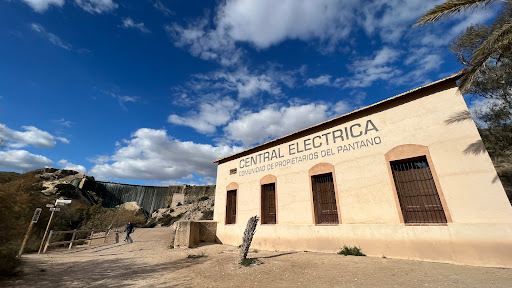 Explanada del Pantano de Elche