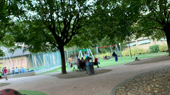 Parco delle Rose - via Rosmini - Segantini