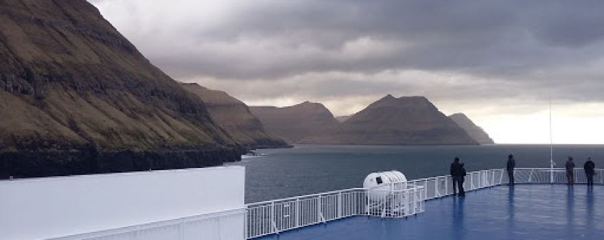 Memorial to those who died at sea