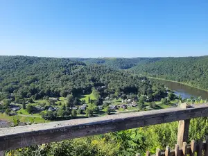 Brady’s Bend Overlook