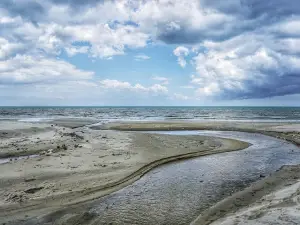 Pantai Melawi