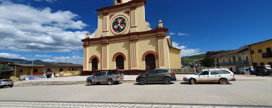 Plaza de Armas San Miguel De Pallaques Cajamarca