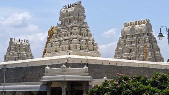 Sri Kanchi Kamakshi Amman Temple