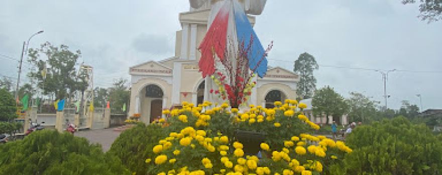 Nhà Thờ Họ Đạo Trà Lồng