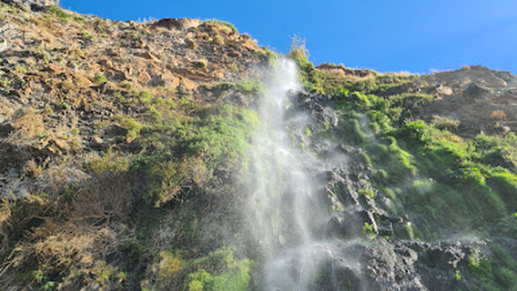Two hidden waterfalls