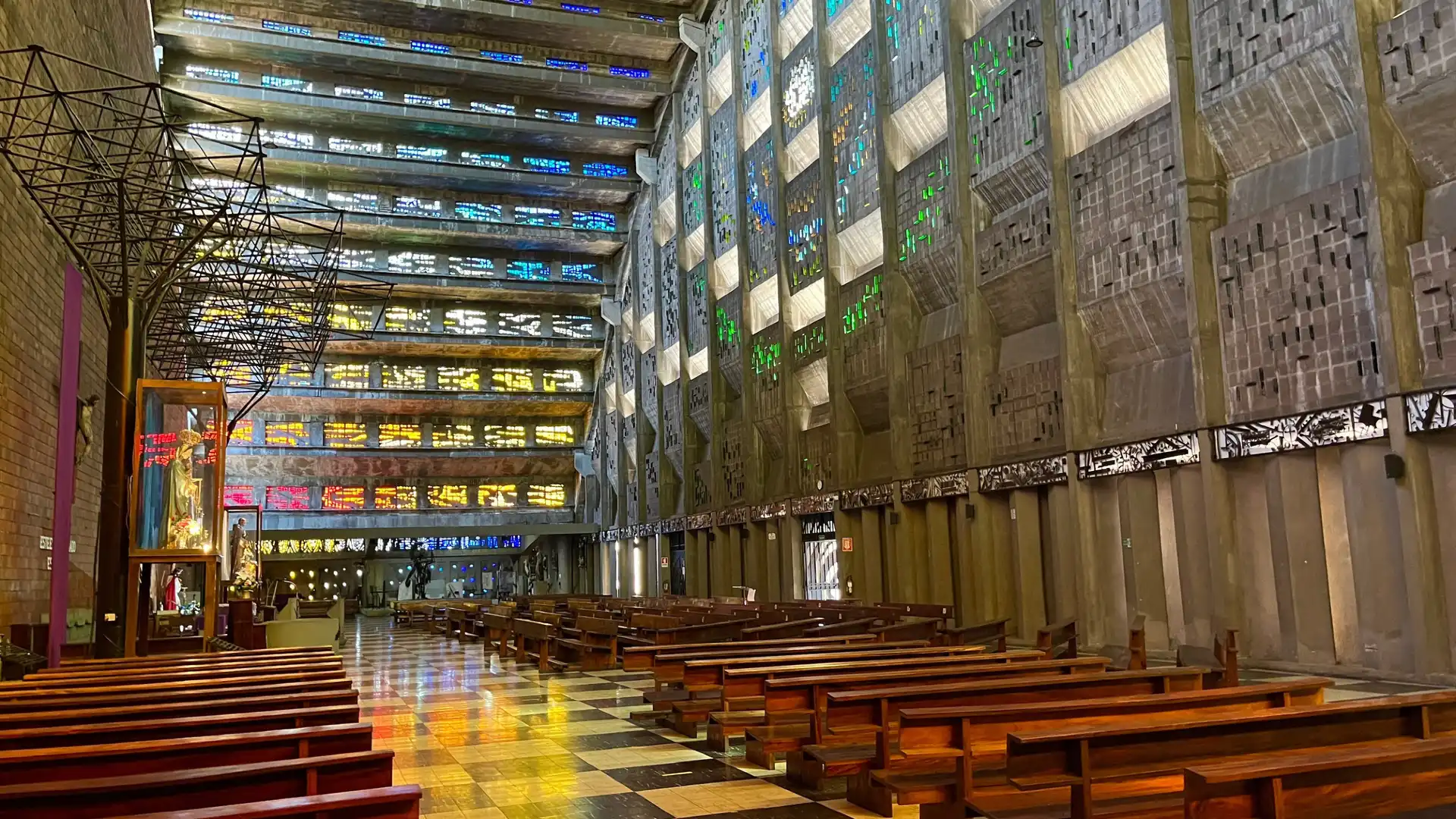 Hotels near Iglesia El Rosario