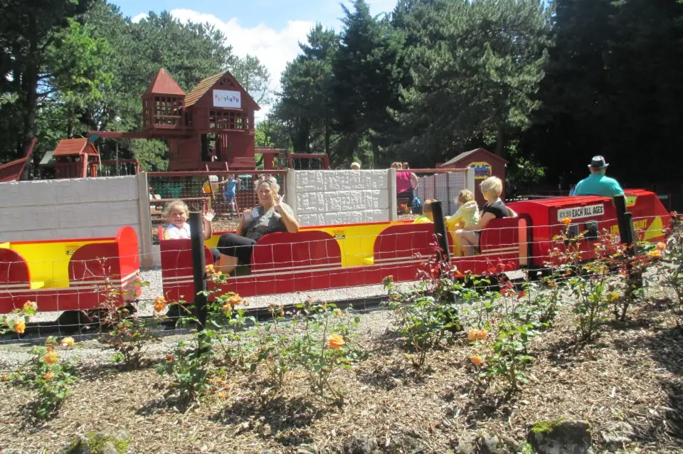 5_Happy Mount Park