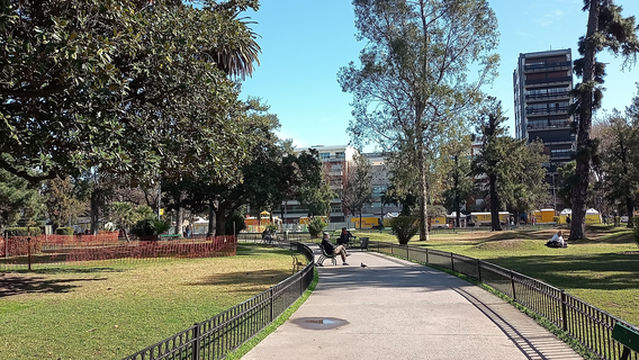Plaza Arenales