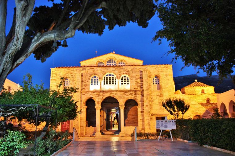 14. ปารอส (Paros) – เกาะสไตล์กรีกแท้