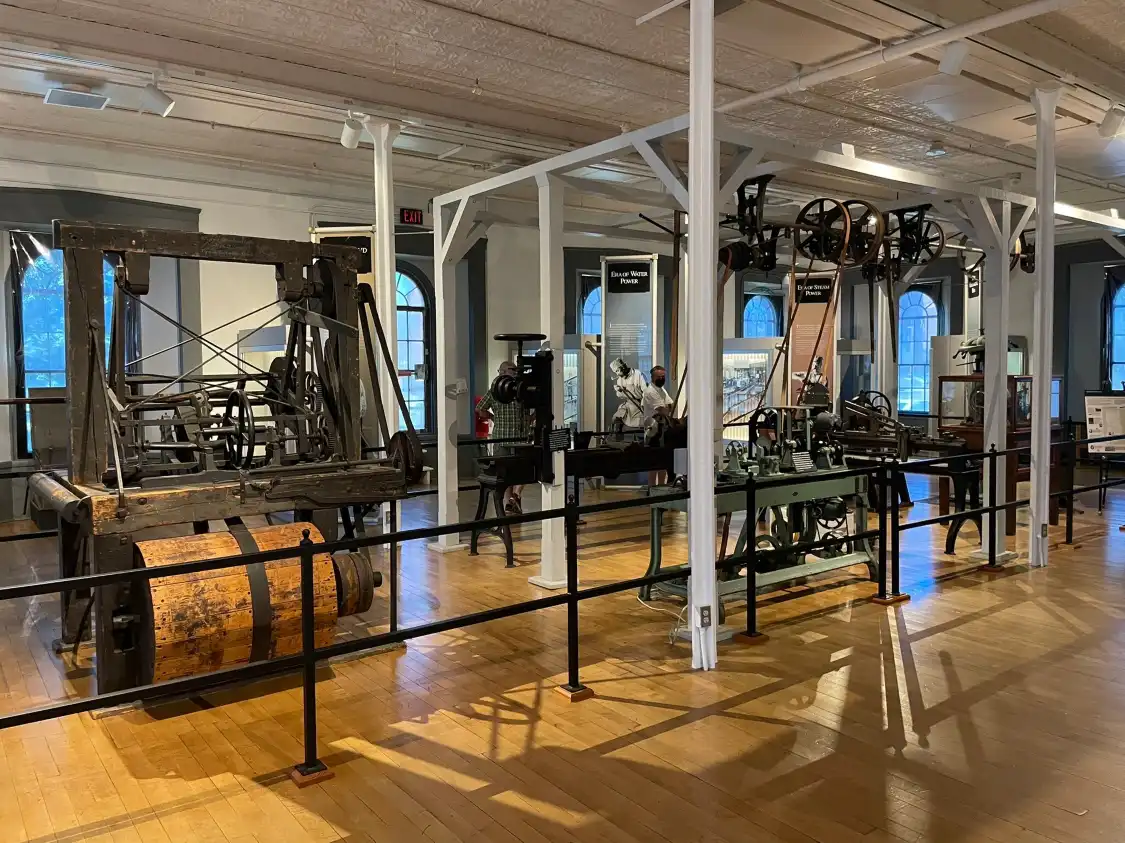 Hotels near Springfield Armory National Historic Site