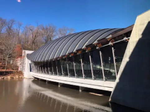 水晶橋美國藝術博物館