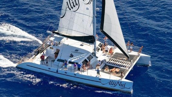 Alii Nui Sailing Charters